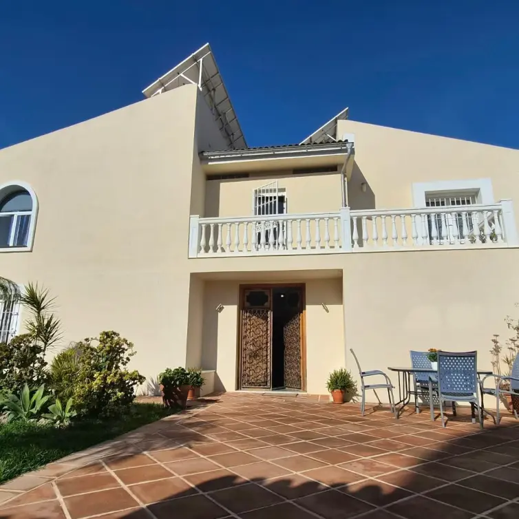 Sale of detached villa in Alhaurín de la Torre