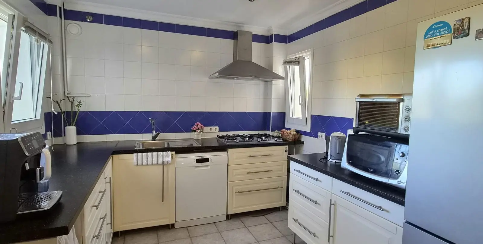 Продажа  отдельно стоящей виллы в Alhaurín de la Torre 23
