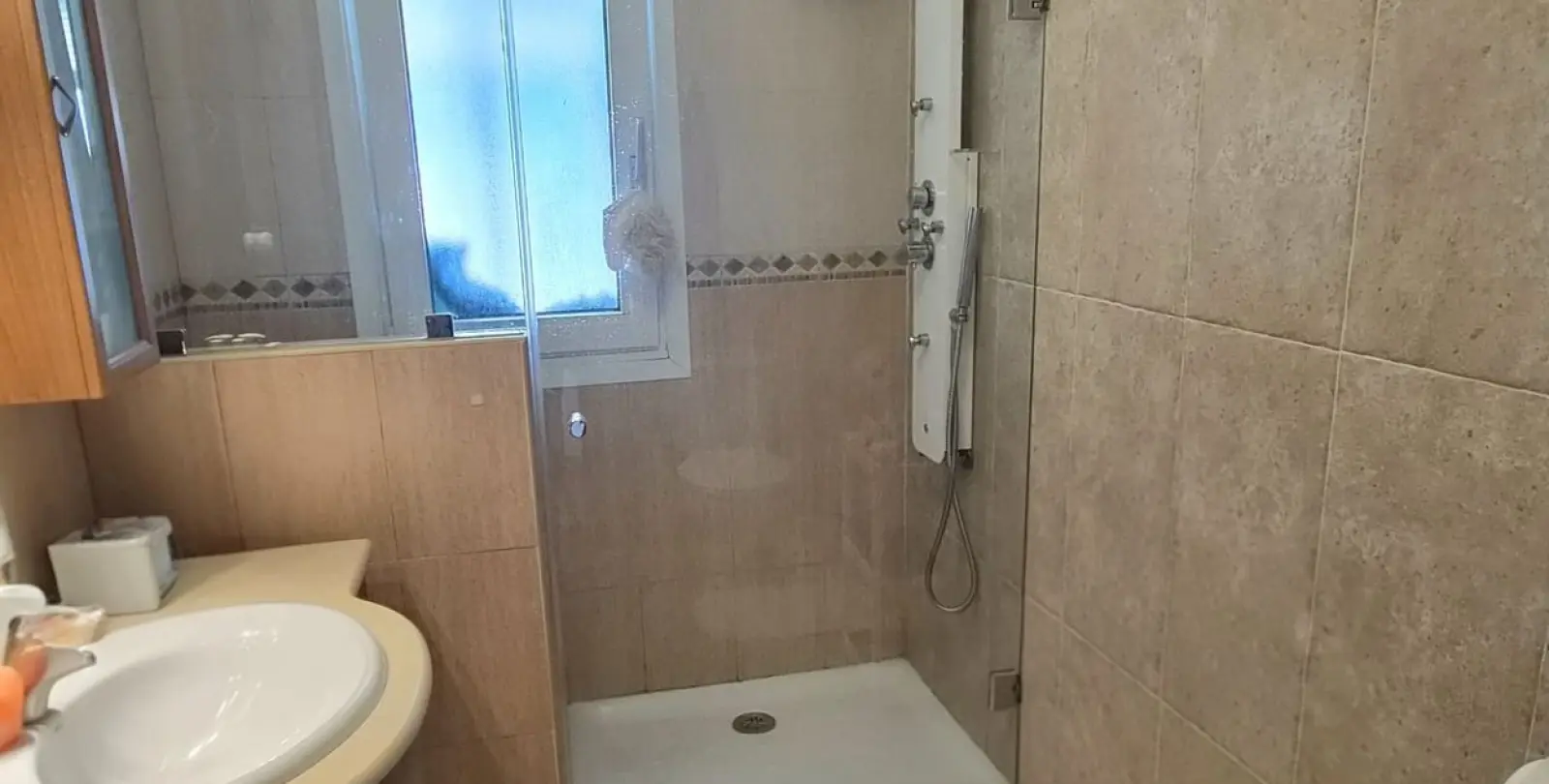 Продажа  отдельно стоящей виллы в Alhaurín de la Torre 32