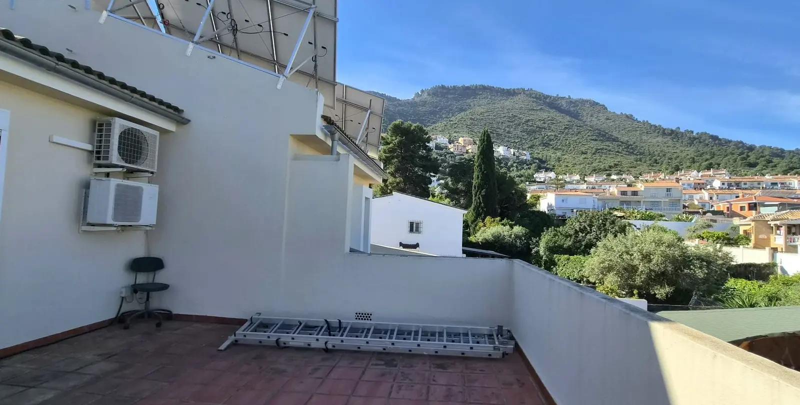 Продажа  отдельно стоящей виллы в Alhaurín de la Torre 39