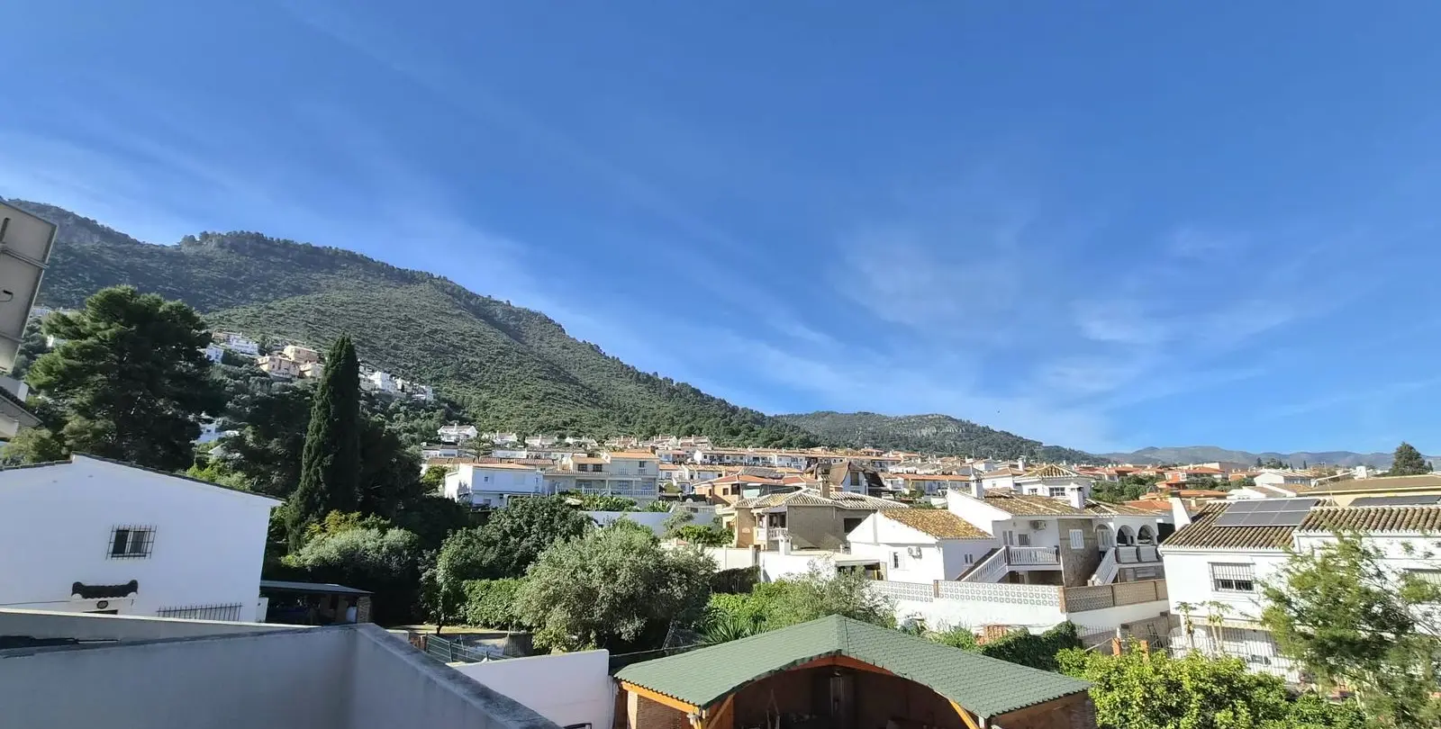 Продажа  отдельно стоящей виллы в Alhaurín de la Torre 40