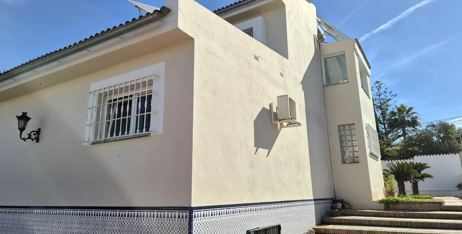 Продажа  отдельно стоящей виллы в Alhaurín de la Torre 51