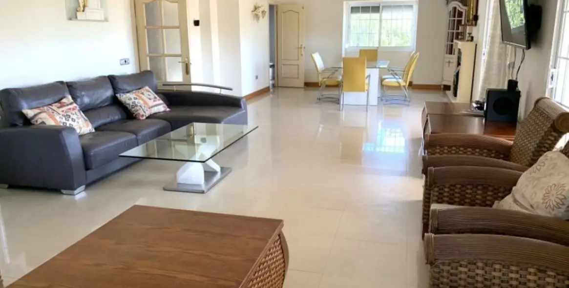 Продажа  отдельно стоящей виллы в Mijas Golf 8