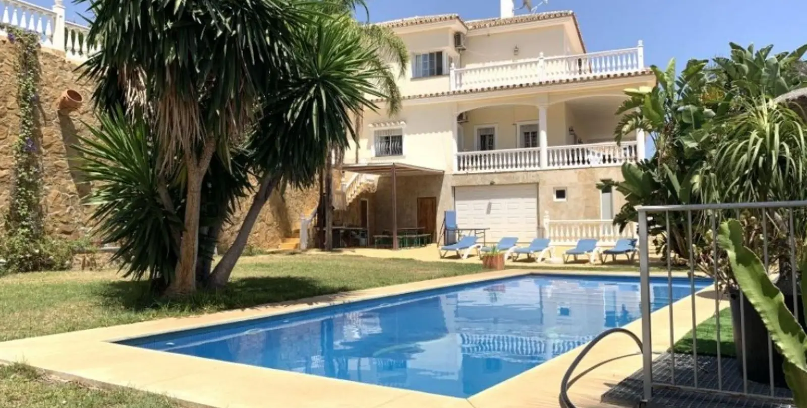 Sale of detached villa in Mijas Golf 2