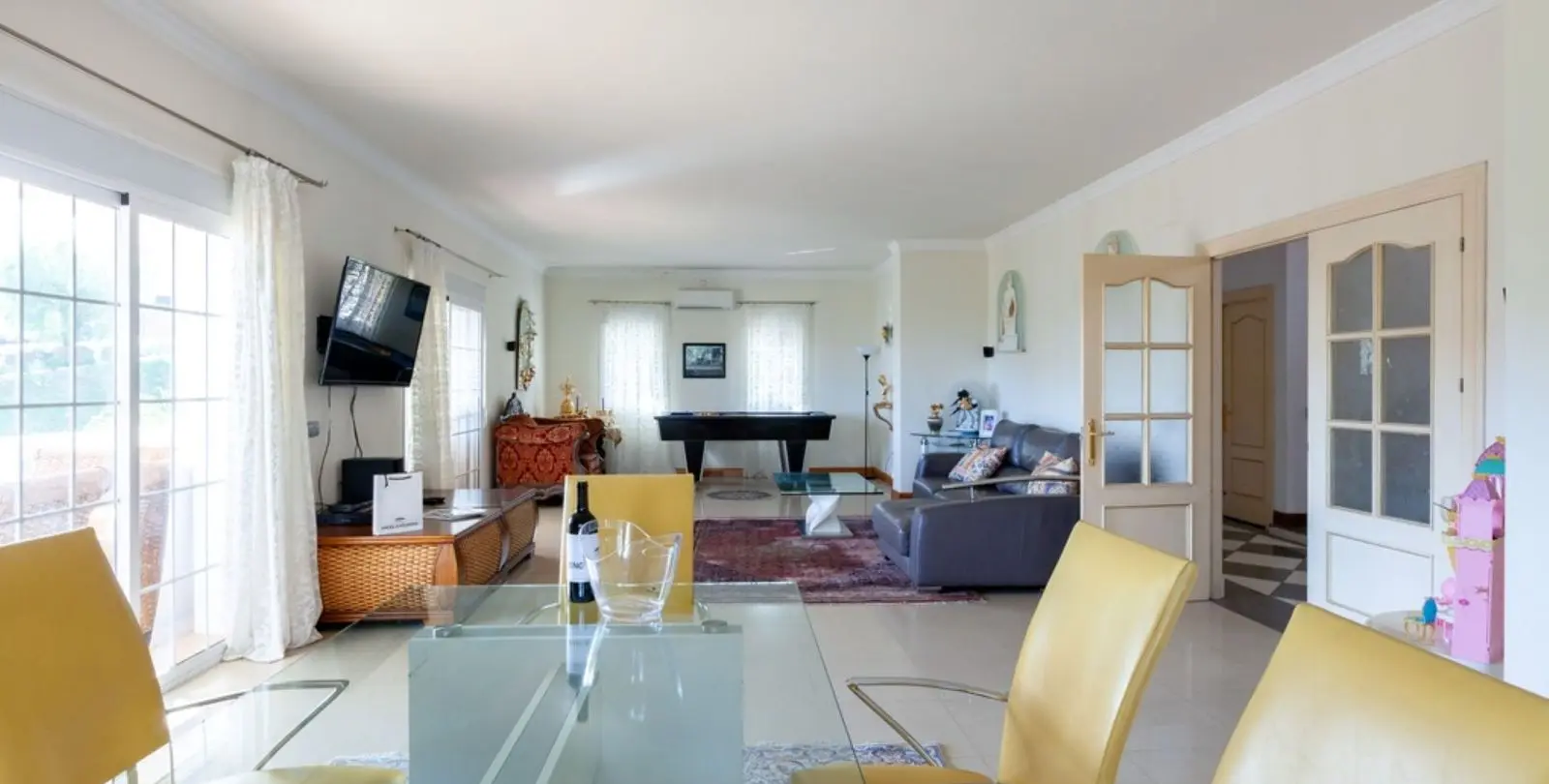 Sale of detached villa in Mijas Golf 9