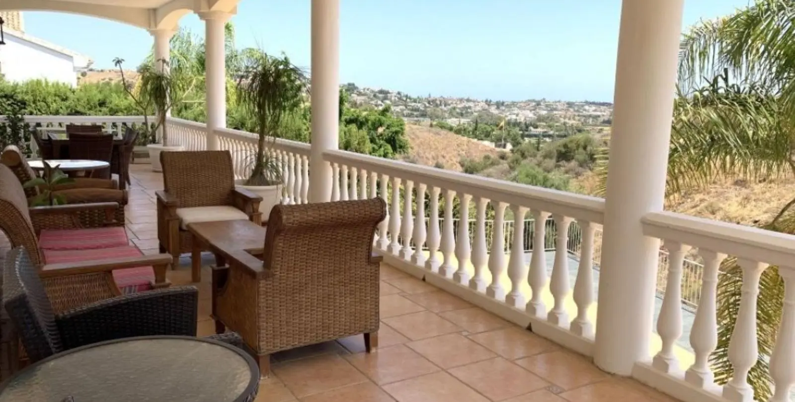 Sale of detached villa in Mijas Golf 24