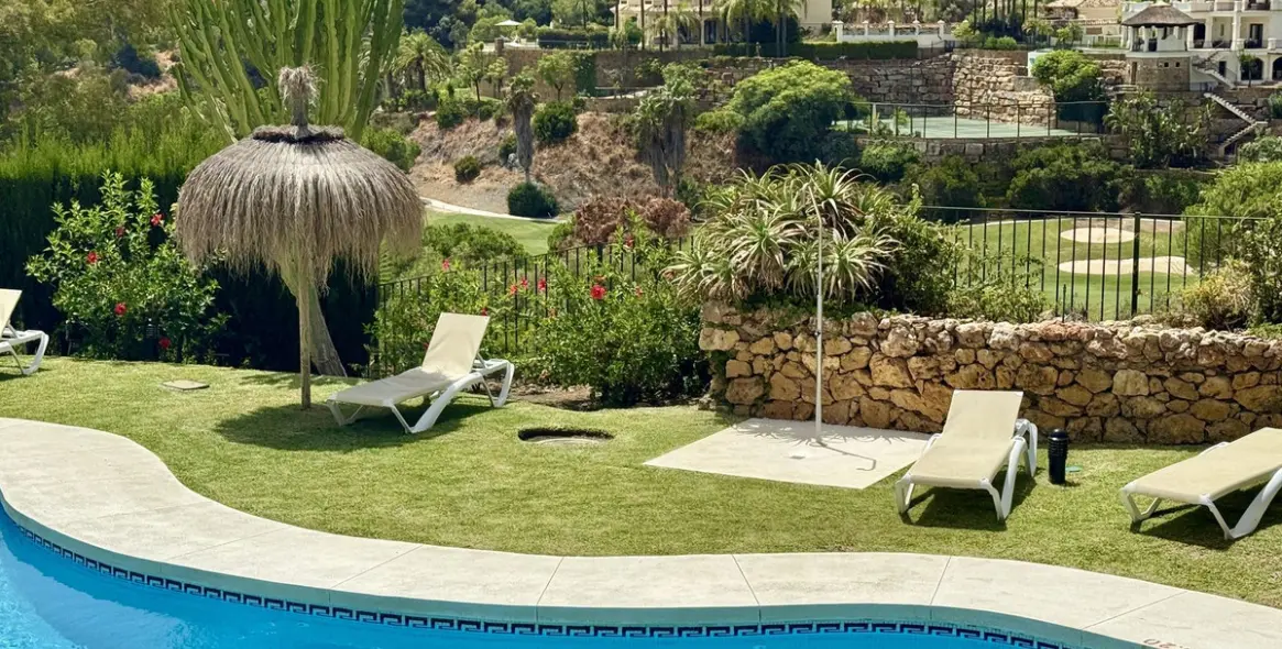 Sale of townhouse in La Quinta 1