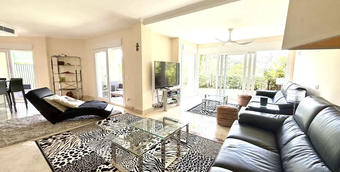 Sale of townhouse in La Quinta 4