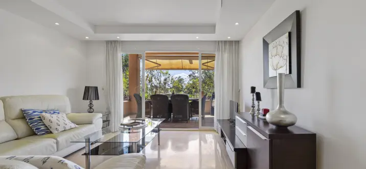 Продажа апартаментов на среднем этаже в Marbella 1