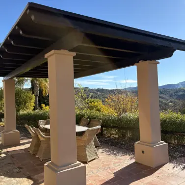 Продажа  отдельно стоящей виллы в Monda