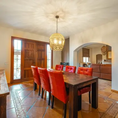 Продажа  отдельно стоящей виллы в Monda