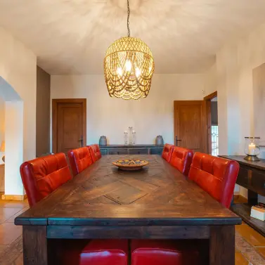 Продажа  отдельно стоящей виллы в Monda