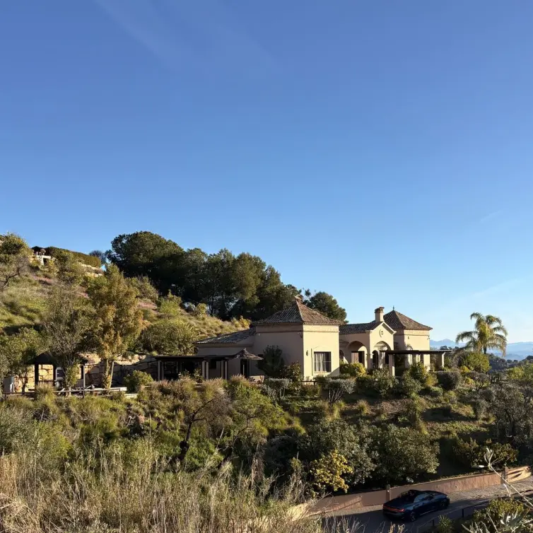 Sale of detached villa in Monda