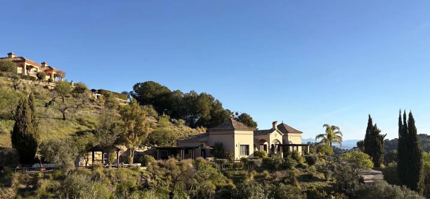 Sale of detached villa in Monda 0