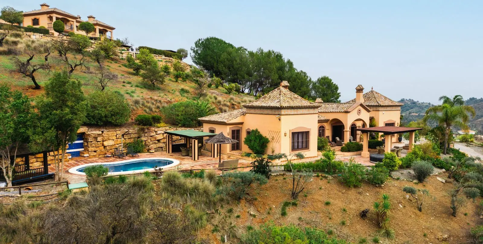 Sale of detached villa in Monda 29