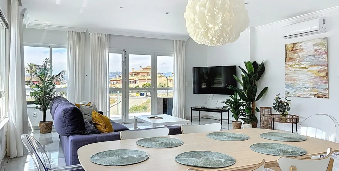 Продажа  отдельно стоящей виллы в Caleta de Vélez 4