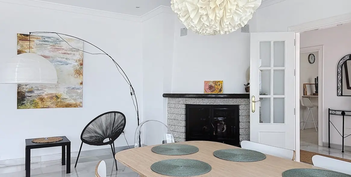 Продажа  отдельно стоящей виллы в Caleta de Vélez 9