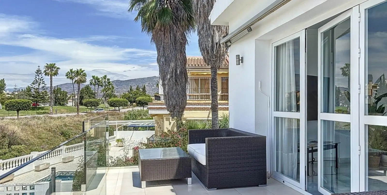 Venta de villa independiente en Caleta de Vélez 19
