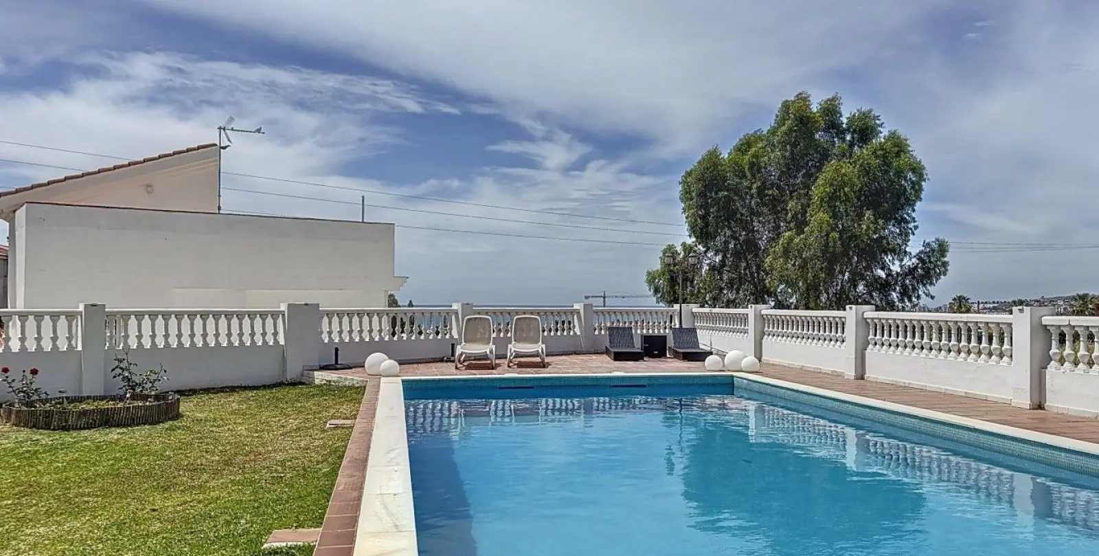 Venta de villa independiente en Caleta de Vélez 36