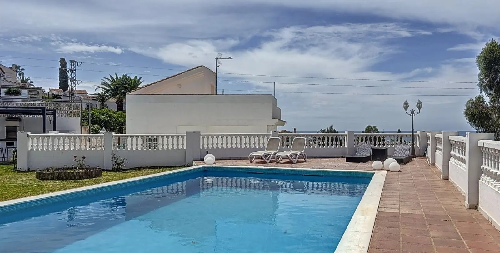 Venta de villa independiente en Caleta de Vélez 37