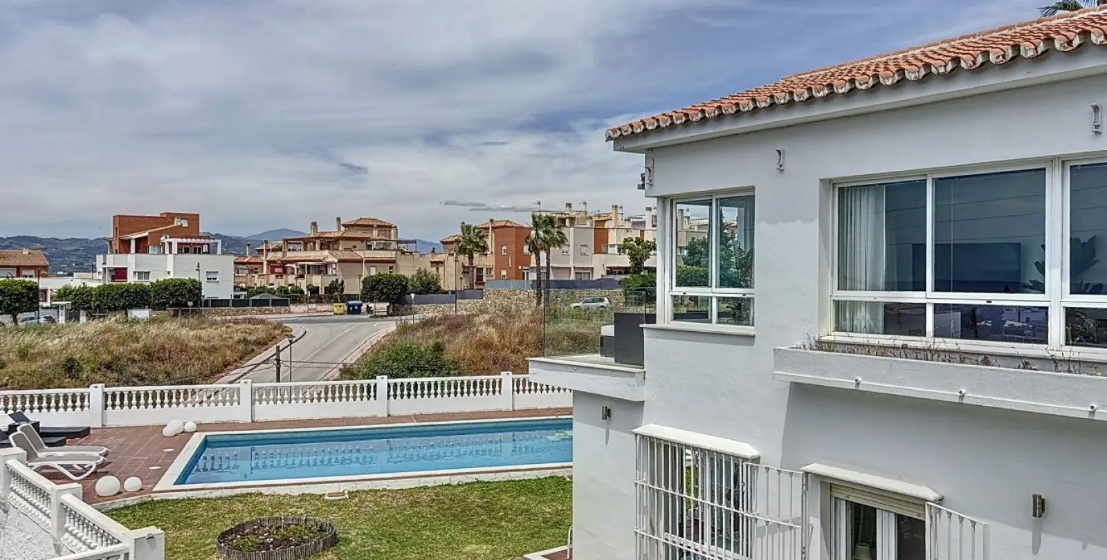 Venta de villa independiente en Caleta de Vélez 46