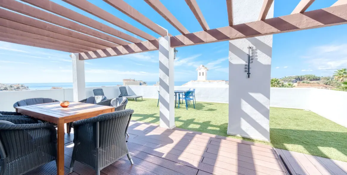 Sale of penthouse in Torrequebrada 5