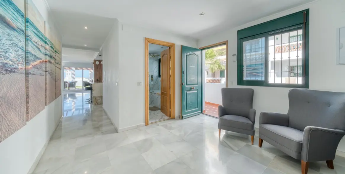 Sale of penthouse in Torrequebrada 10