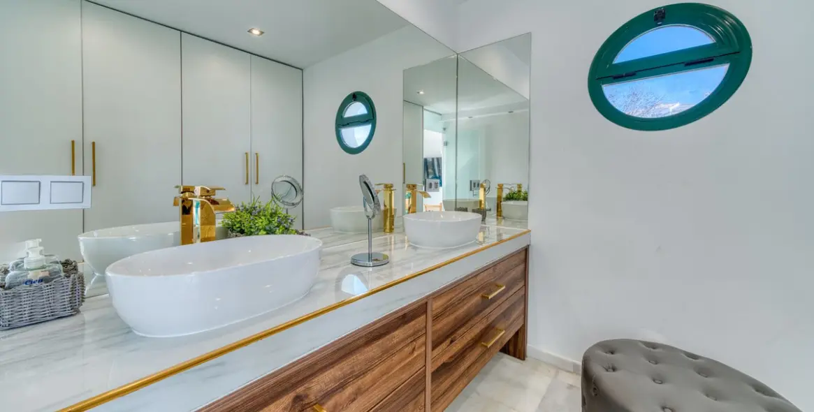 Sale of penthouse in Torrequebrada 12