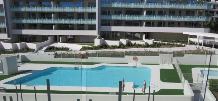 Sale of middle floor apartment in San Pedro de Alcántara 1