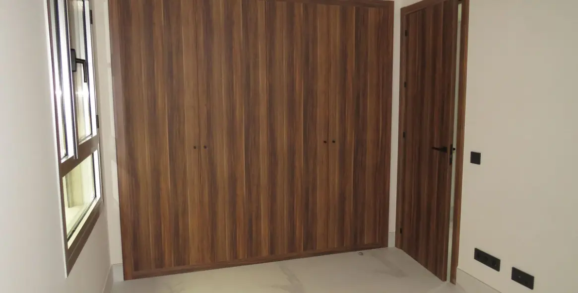 Sale of middle floor apartment in San Pedro de Alcántara 17