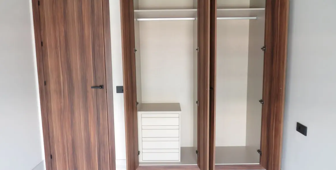 Venta de apartamento en planta media en San Pedro de Alcántara 24