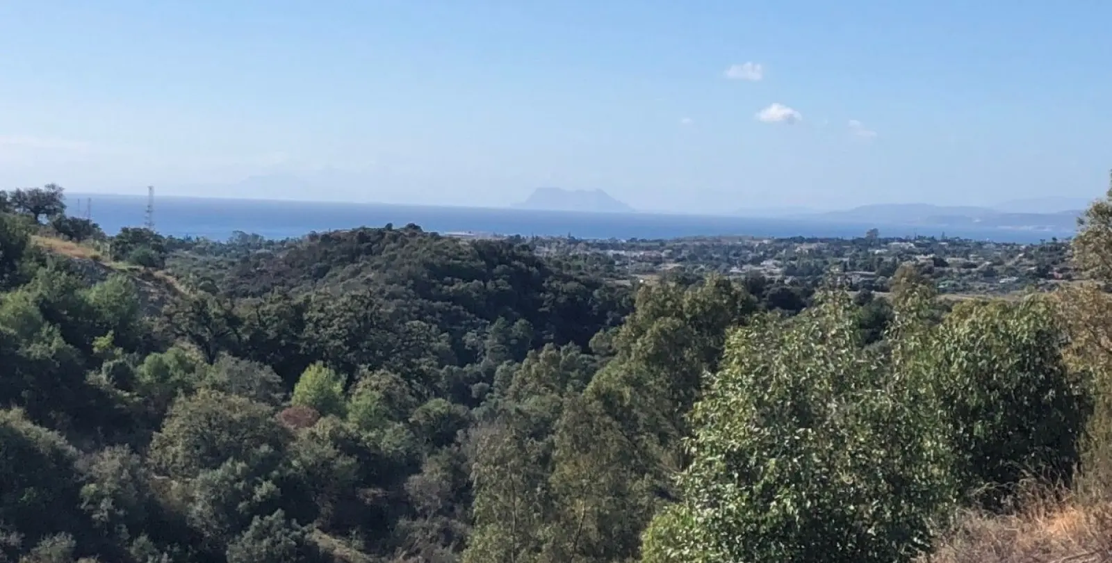 Venta de parcela residencial en Selwo 1