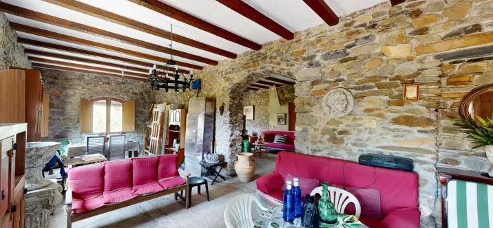 Sale of detached villa in Moclinejo 3