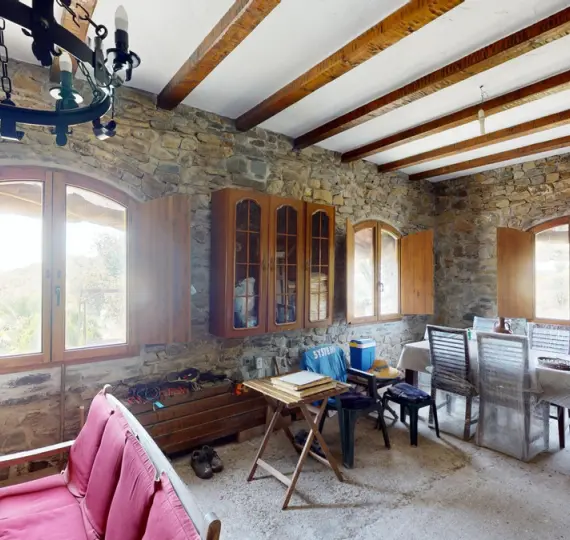 Sale of detached villa in Moclinejo