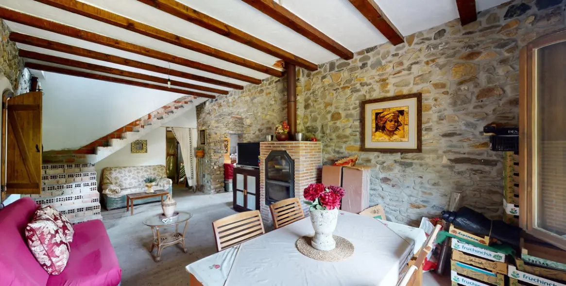 Sale of detached villa in Moclinejo 15