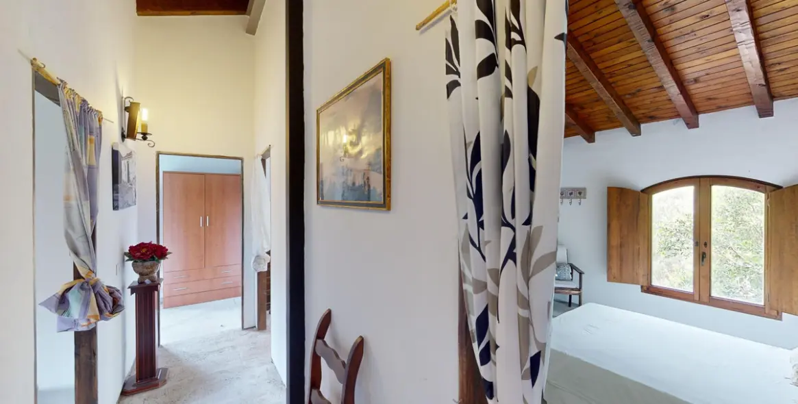 Продажа  отдельно стоящей виллы в Moclinejo 27