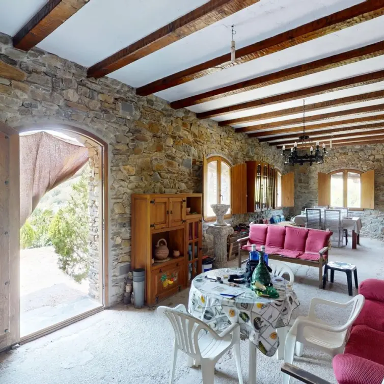 Venta de villa independiente en Moclinejo