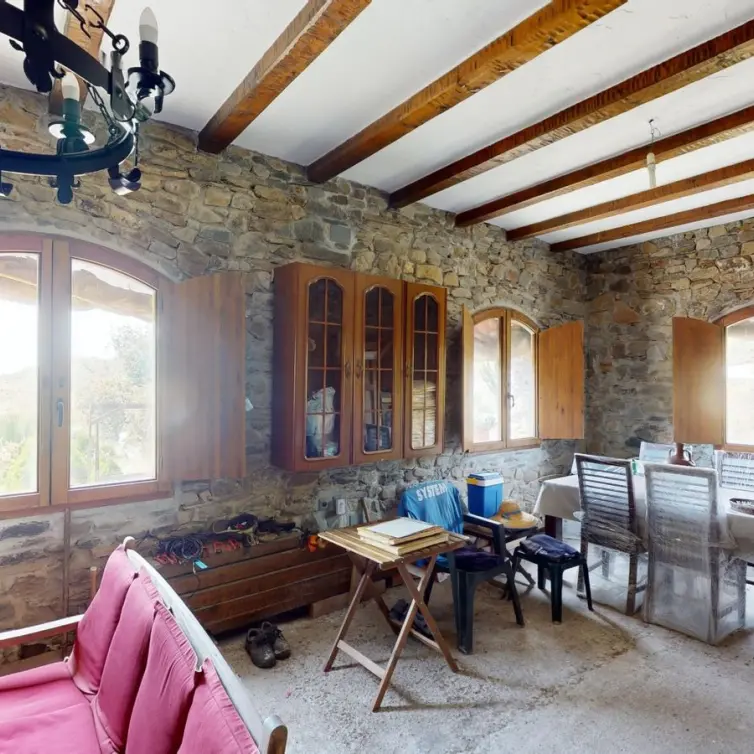 Venta de villa independiente en Moclinejo