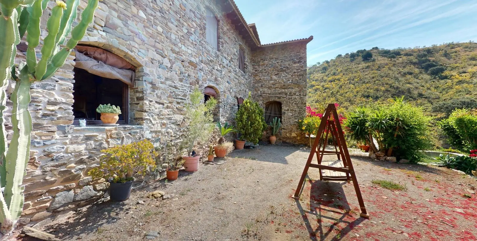 Venta de villa independiente en Moclinejo 37