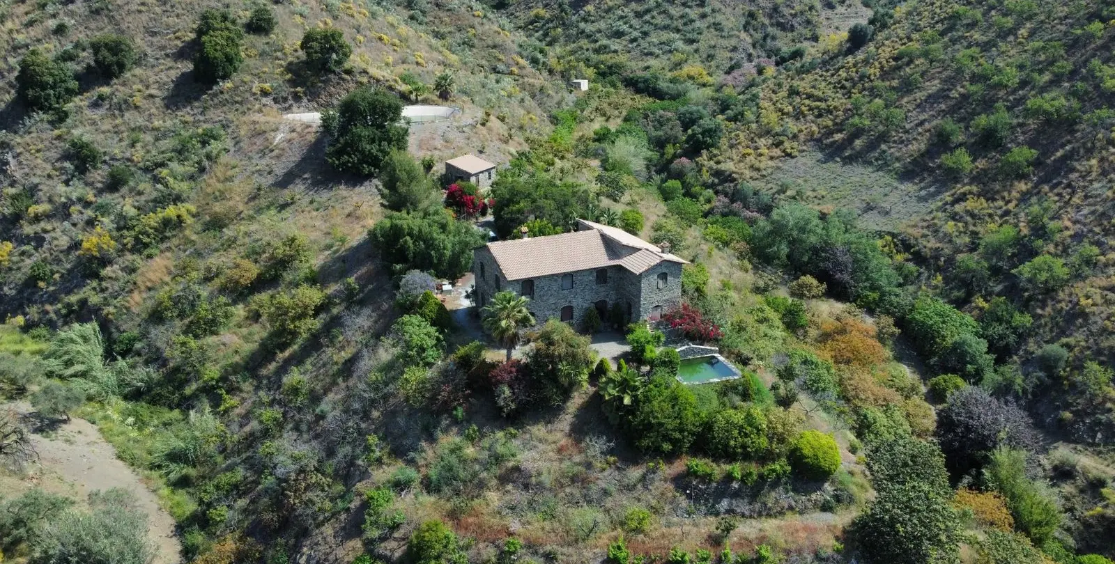Venta de villa independiente en Moclinejo 48