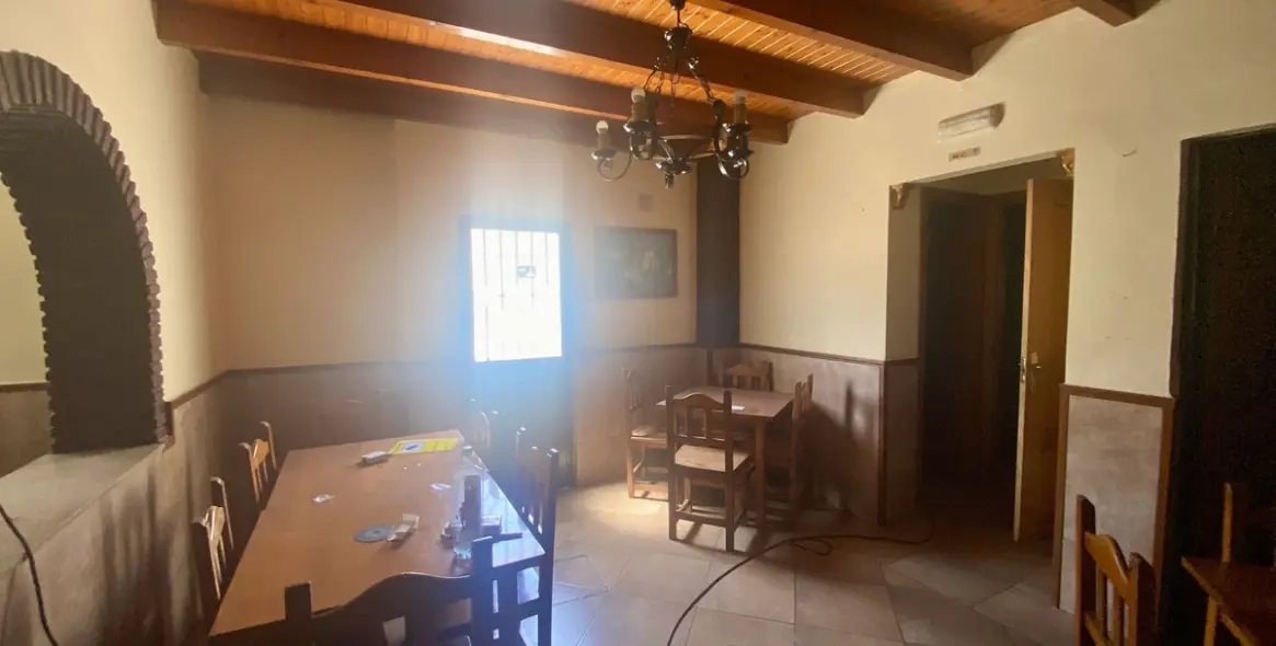 Продажа  отдельно стоящей виллы в Málaga 10