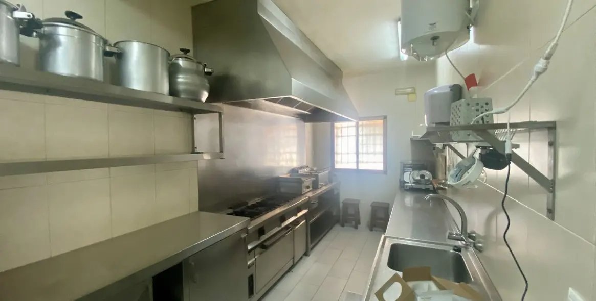 Продажа  отдельно стоящей виллы в Málaga 20