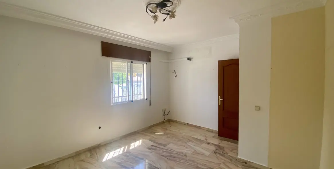 Sale of detached villa in Málaga 24