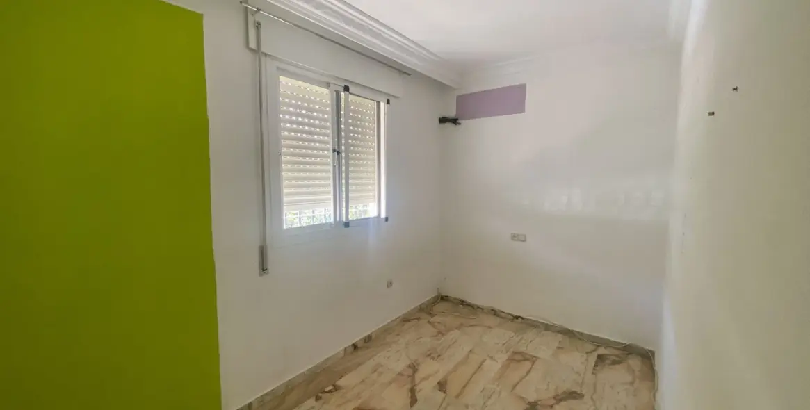 Sale of detached villa in Málaga 28