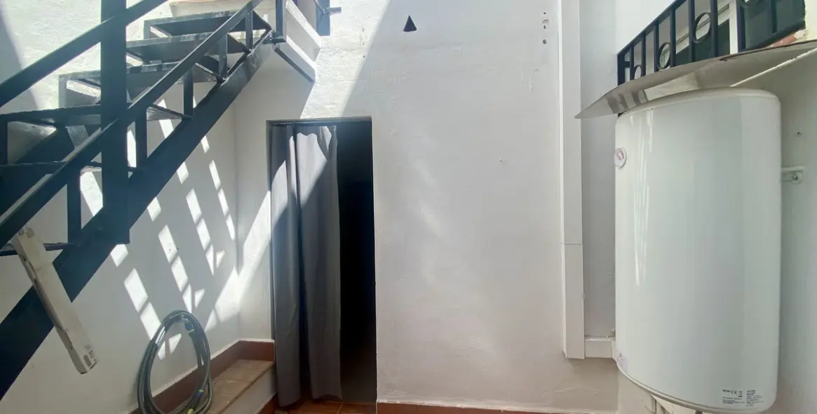 Sale of detached villa in Málaga 39