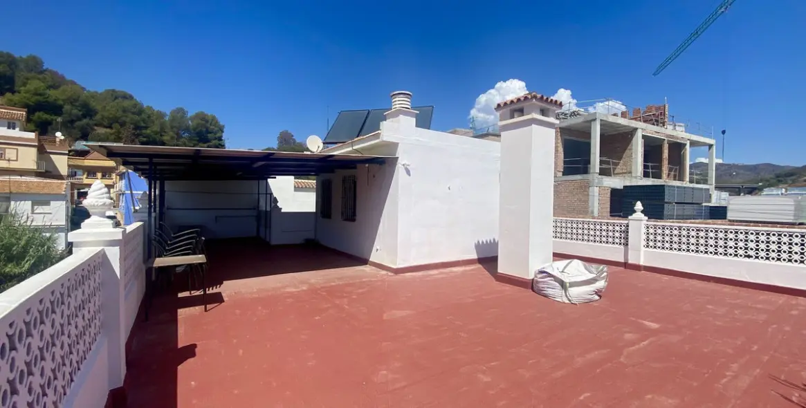 Sale of detached villa in Málaga 67