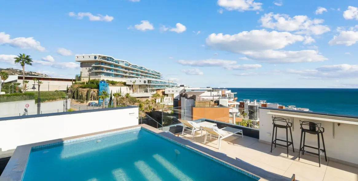 Продажа двухуровневого пентхауса в Fuengirola 3