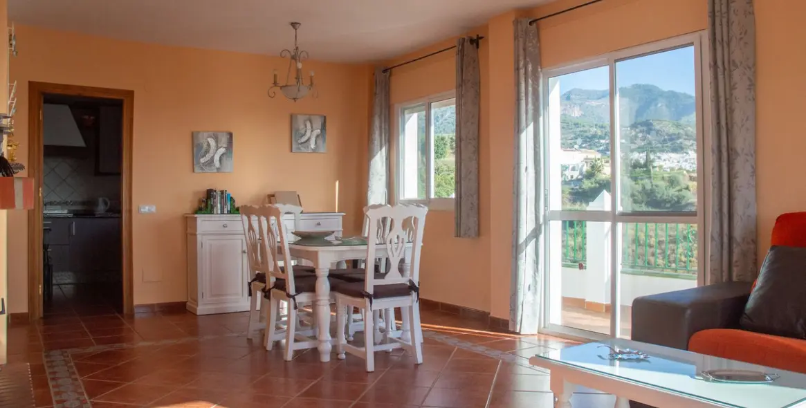 Продажа  отдельно стоящей виллы в Frigiliana 8