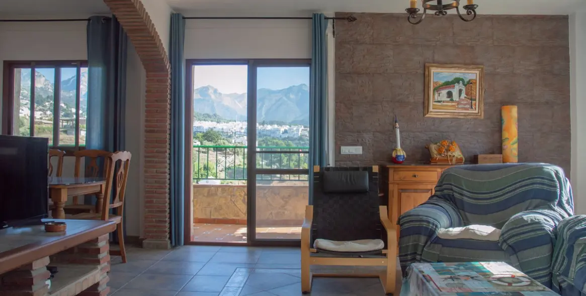 Sale of detached villa in Frigiliana 33