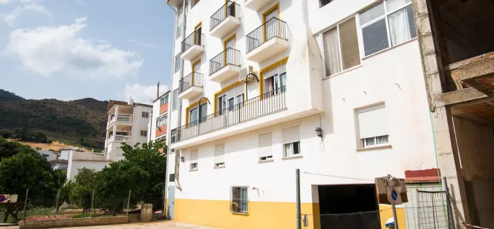 Продажа отеля в Tolox 3